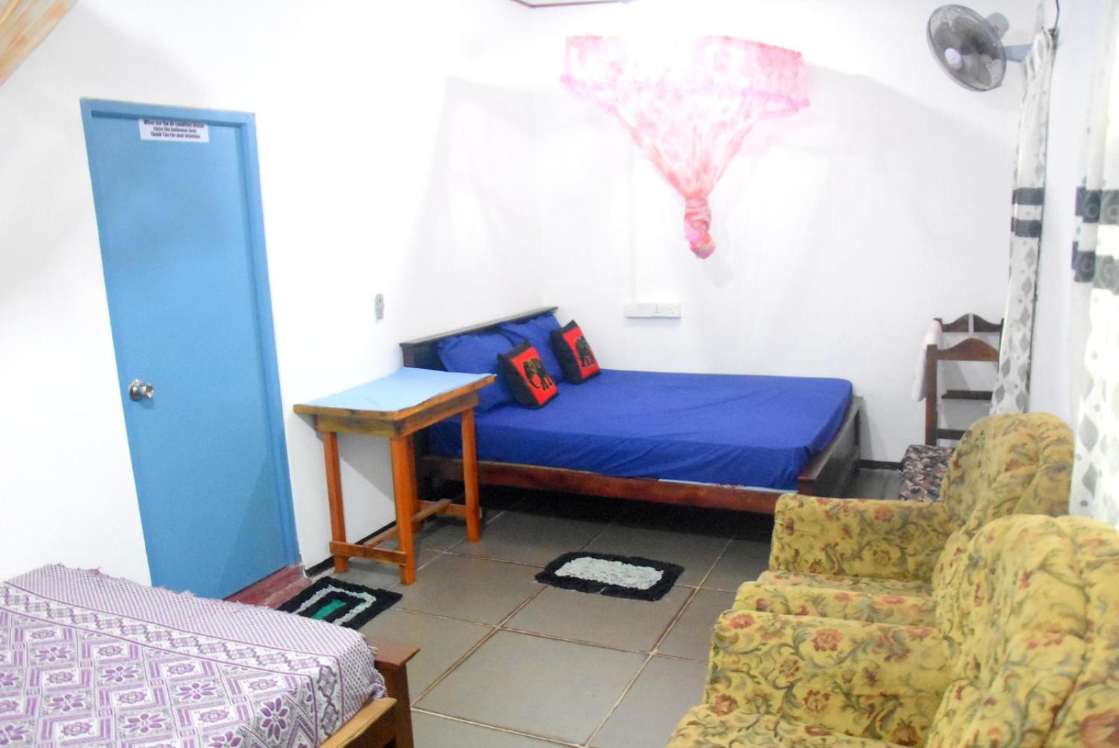 Meera Homestay & Guest House Anuradhapura Eksteriør bilde